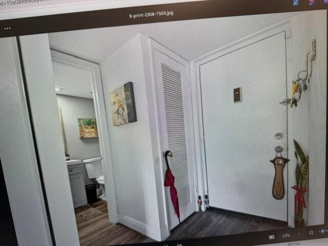 Ideal For Investors! tenants in place 1 Bedroom 1 Bathroom and a - photo 8