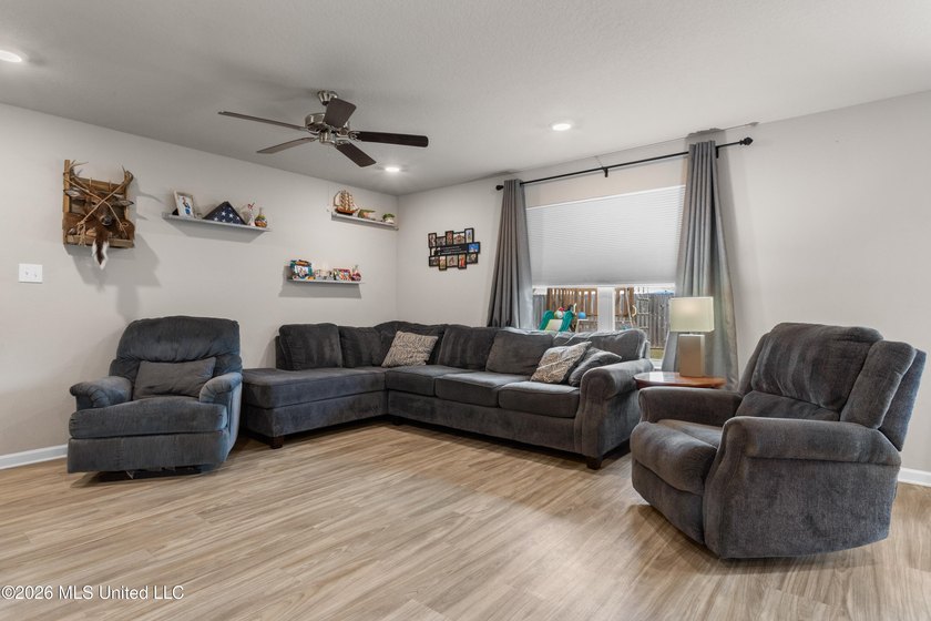 ASSUMABLE 4.25% RATE! The perfect home for a growing family in - photo 8
