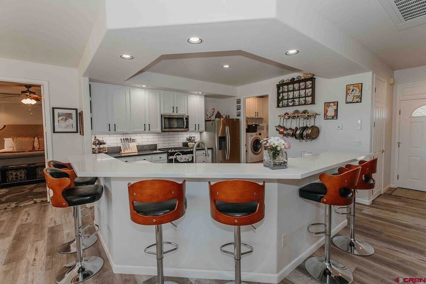 Welcome home to this beautifully updated ranch-style property in - photo 13