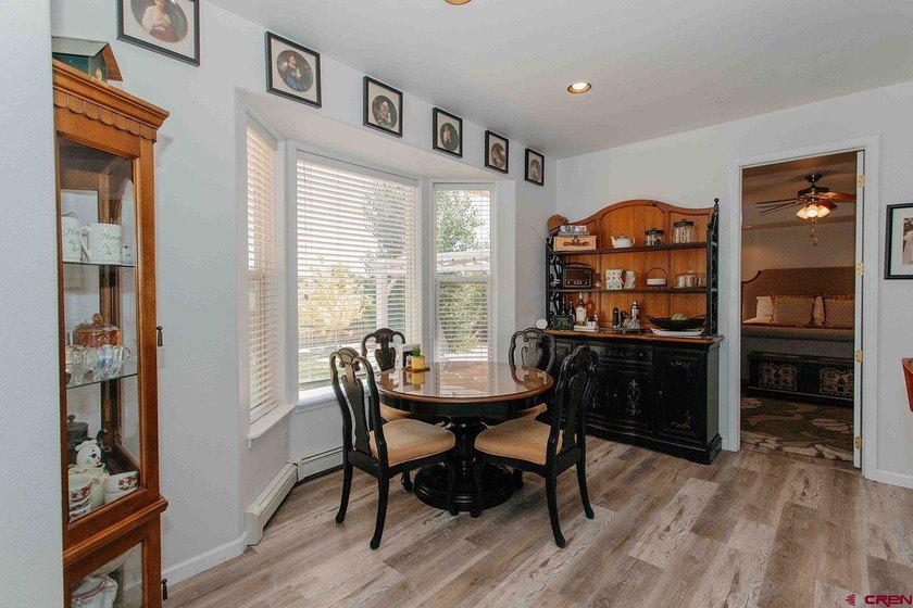 Welcome home to this beautifully updated ranch-style property in - photo 15