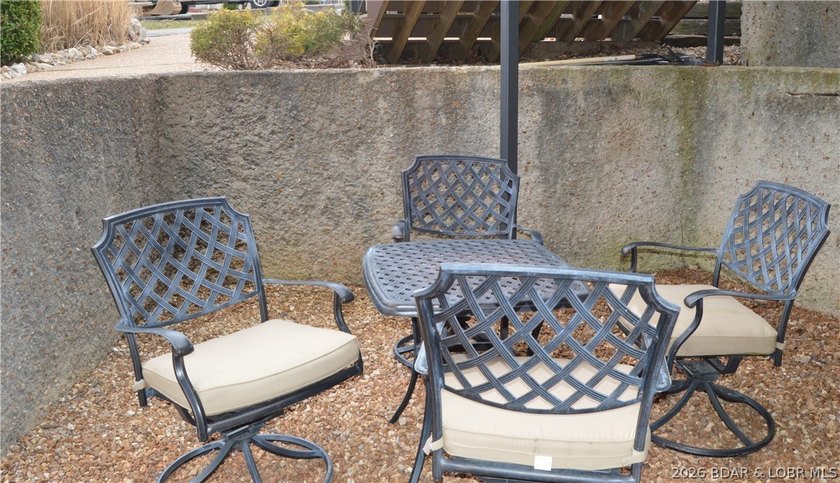 This ground-floor, 1-story, end unit offers plenty of room for - photo 31