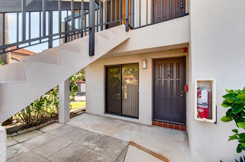 Discover the perfect East Boca lifestyle in this beautifully - photo 5