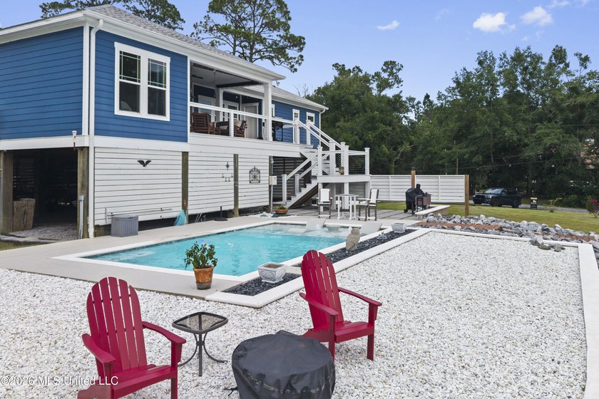 Built just 5 years ago by Butler Homes, known for their quality - photo 43