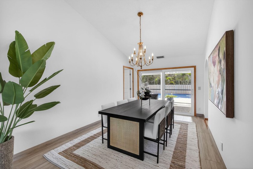 Welcome to your own private tropical retreat in the heart of - photo 9