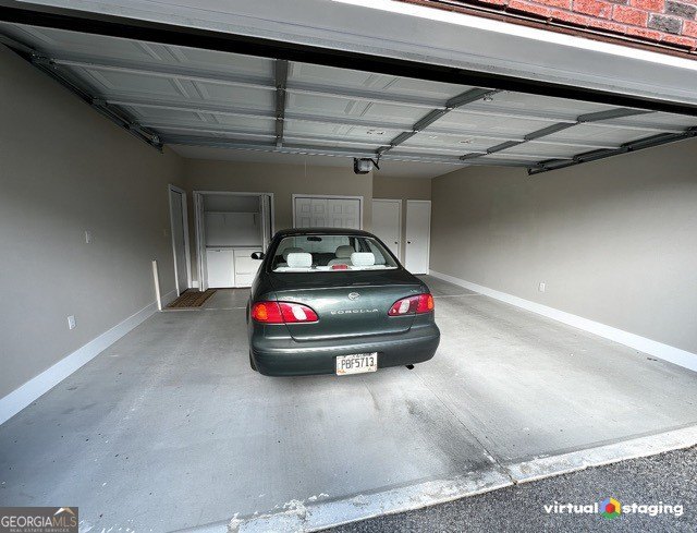 Welcome home to this charming 2-bedroom, 2-bath, all brick condo - photo 17