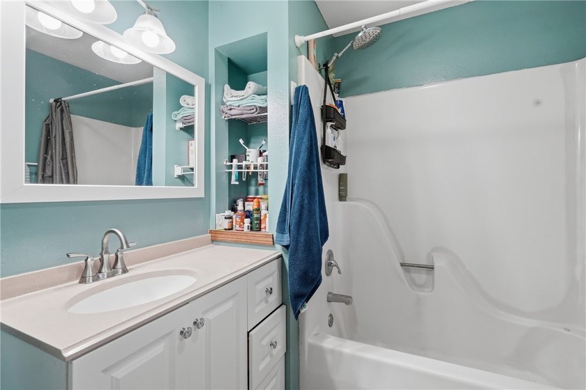 Welcome to Holiday Island! 1500+square feet, 3 bed, 2 bath, One - photo 10