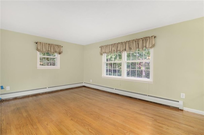 Welcome to 350 Essex Road in North Kingstown. This - photo 21
