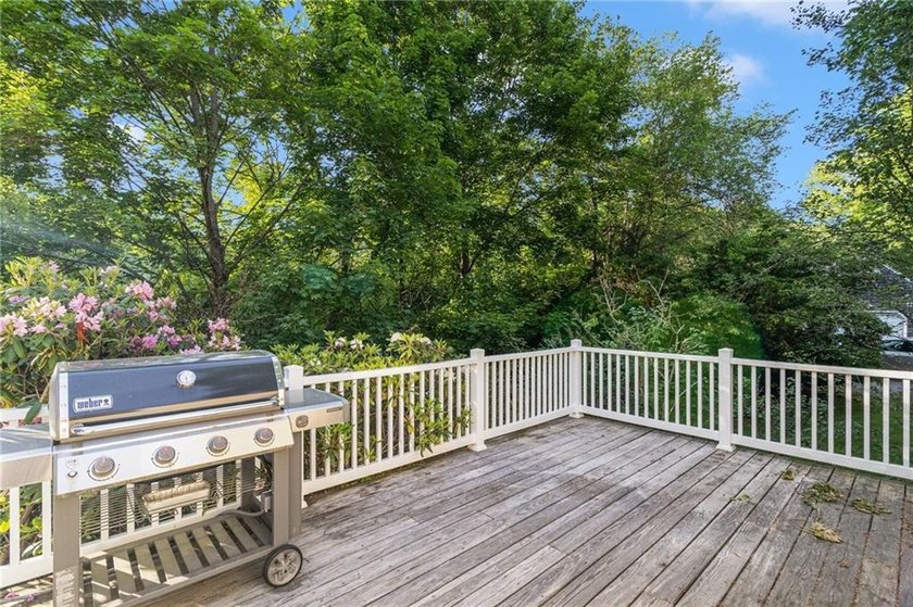 Welcome to 350 Essex Road in North Kingstown. This - photo 34