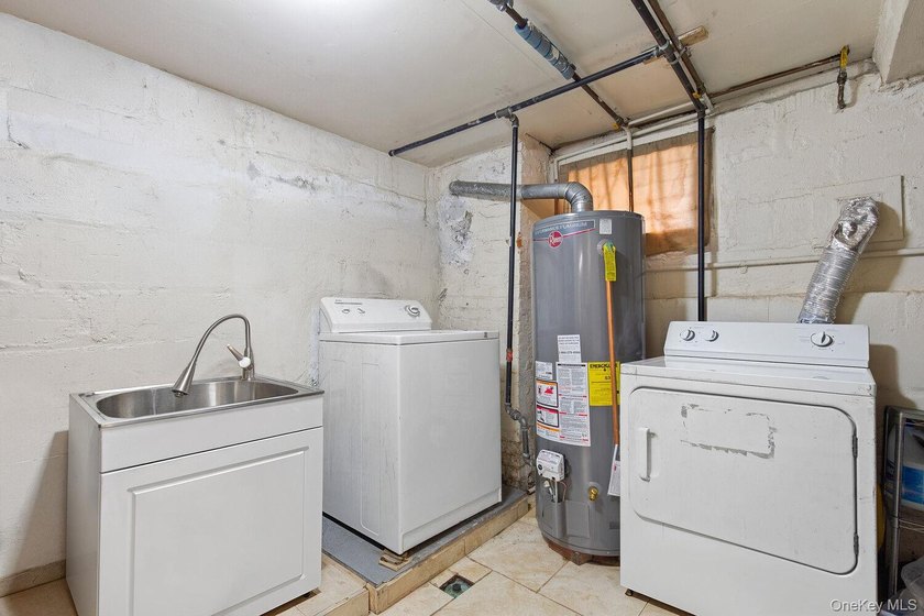 Welcome to 5840 61st Street - a thoughtfully updated - photo 8
