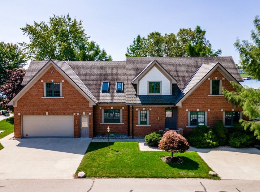 280 Lane 345 Lake James, Angola, IN 46703, 4120412