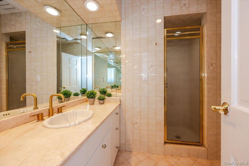 Welcome to this Sprawling Ranch in the Prestigious Village of - photo 18