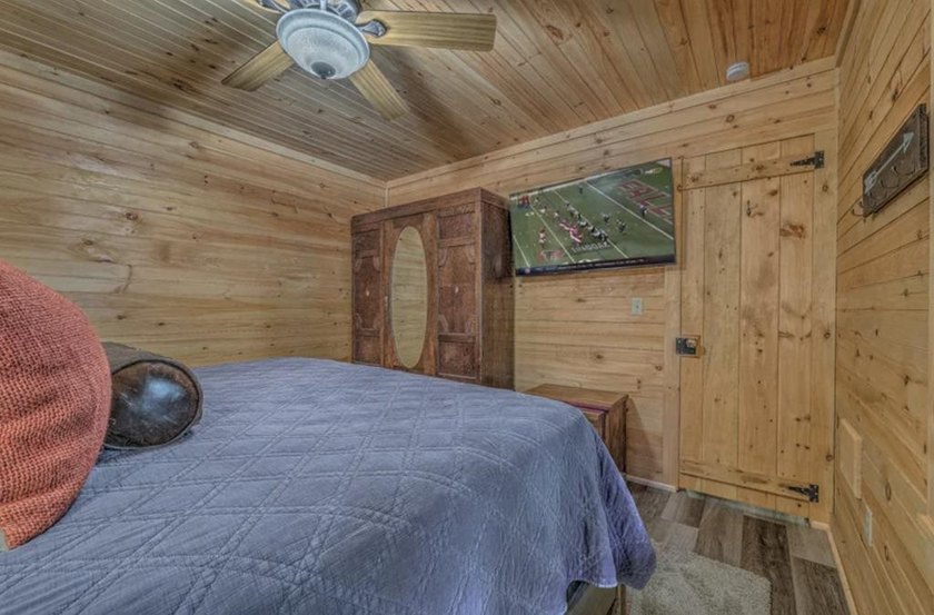 Water's Edge is the ideal blend of serene mountain escape and - photo 30