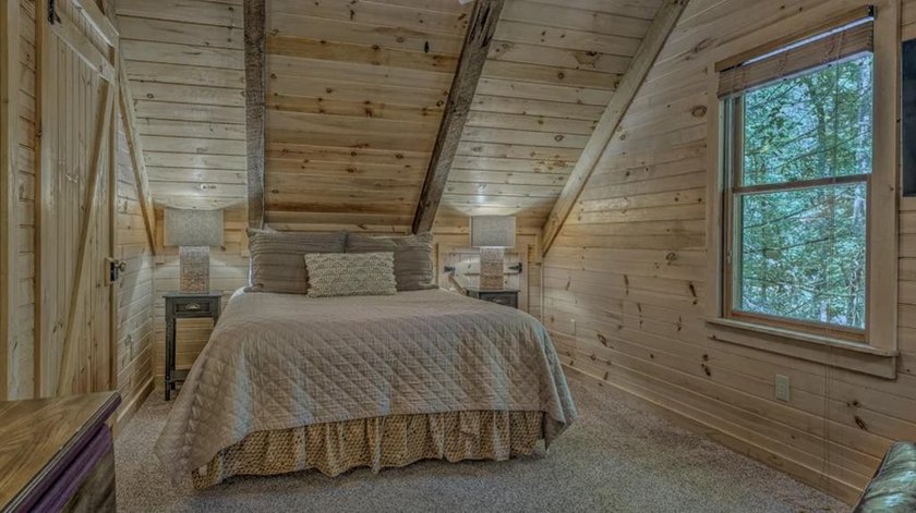 Water's Edge is the ideal blend of serene mountain escape and - photo 32