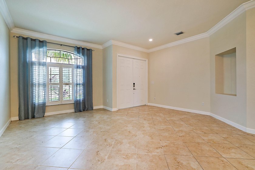 Located in the desirable gated community of Gulfstream Preserve - photo 8