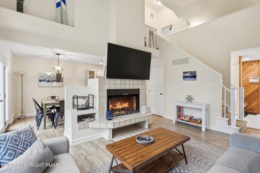 Welcome to your dream Pocono Mountain retreat! This turn-key - photo 9