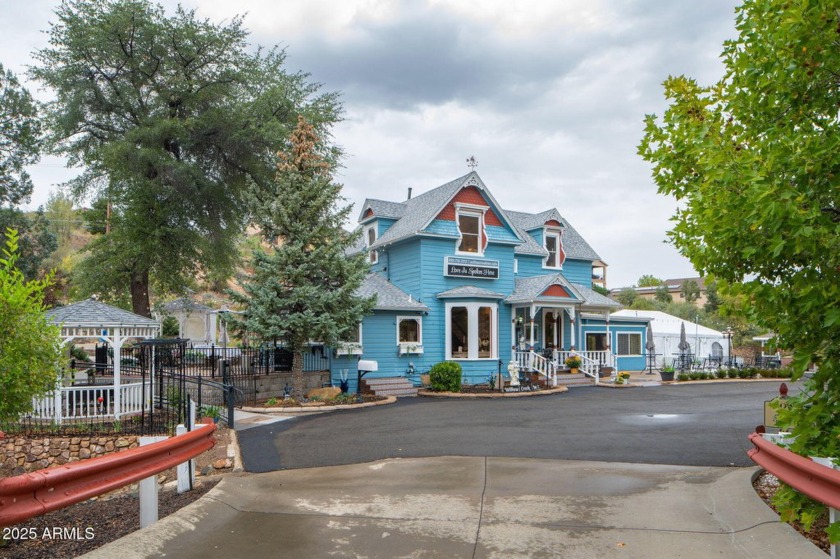 Step into Prescott's Willow Creek Inn, a storybook Victorian - photo 2