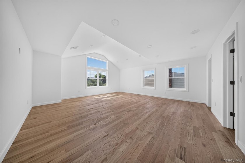 Brand-new 2025 construction offering approximately 3,600 sq ft - photo 15