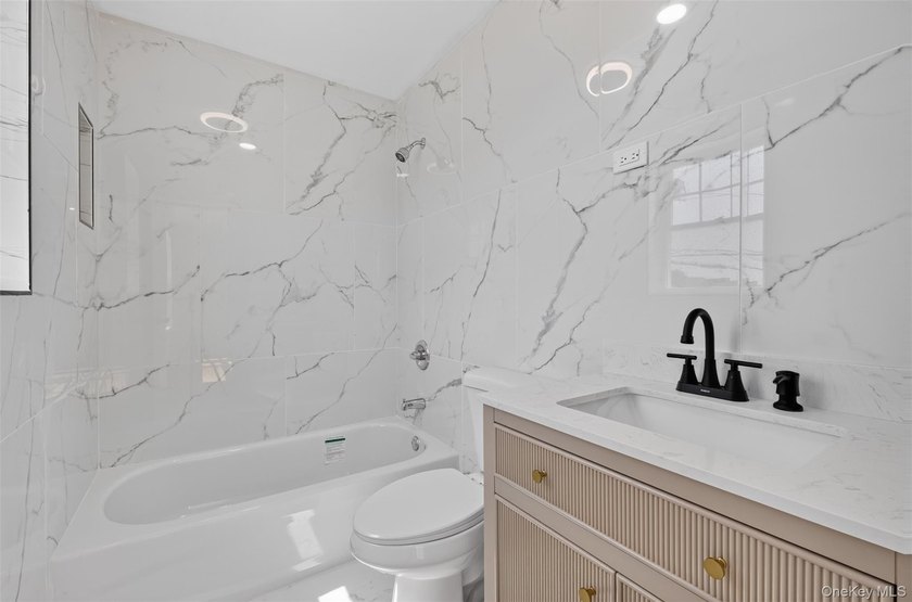 Brand-new 2025 construction offering approximately 3,600 sq ft - photo 24