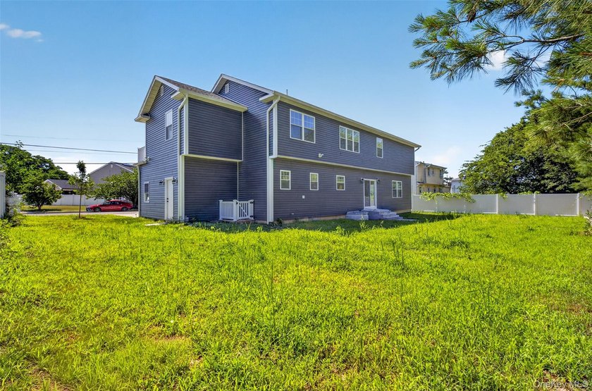 Brand-new 2025 construction offering approximately 3,600 sq ft - photo 30