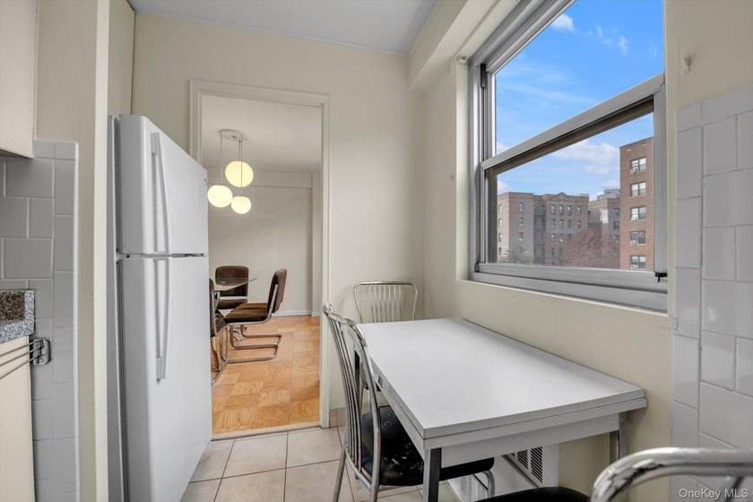 Welcome to this bright and spacious 2-bedroom, 2-bath residence - photo 13