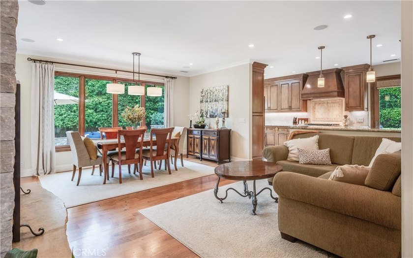 1600 Addison - photo 7