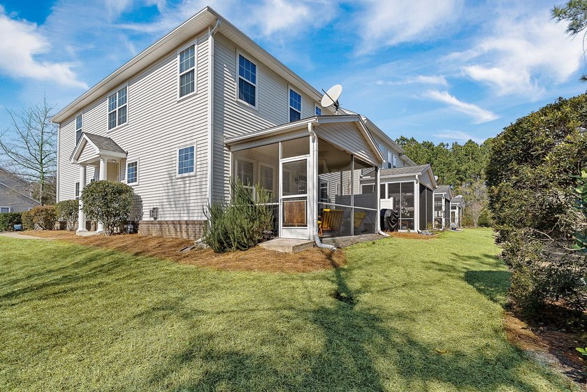 Stunning and spacious, this expansive end-unit residence offers - photo 37