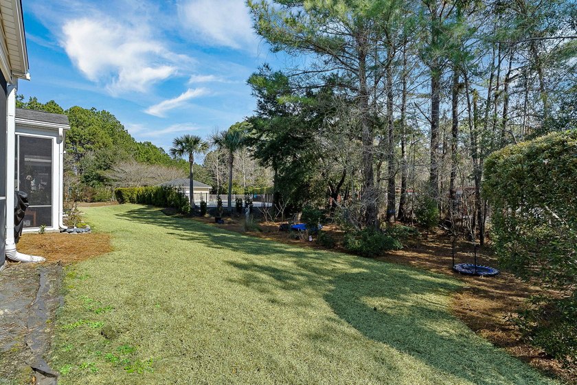 Stunning and spacious, this expansive end-unit residence offers - photo 38