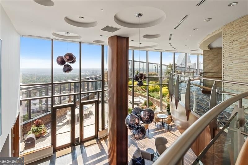 Exquisite Luxury Living in one of Atlanta's most iconic luxury - photo 57
