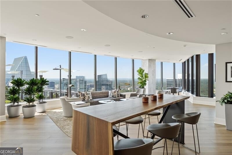 Exquisite Luxury Living in one of Atlanta's most iconic luxury - photo 59