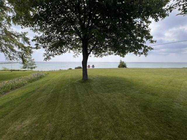 Truly Move-In Ready, This Lovely Home on Lake Huron Has So Many - photo 4