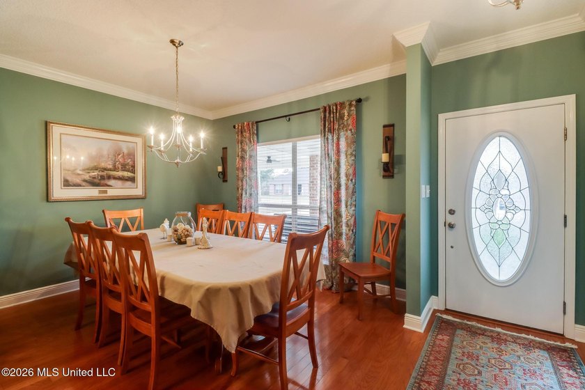 BACK ON THE MARKET AT NO FAULT OF THE SELLER Beautifully - photo 6
