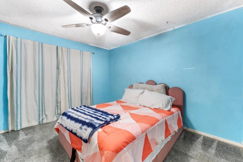 Welcome to 123 Gardenia Way in East Palo Alto, a spacious and - photo 18