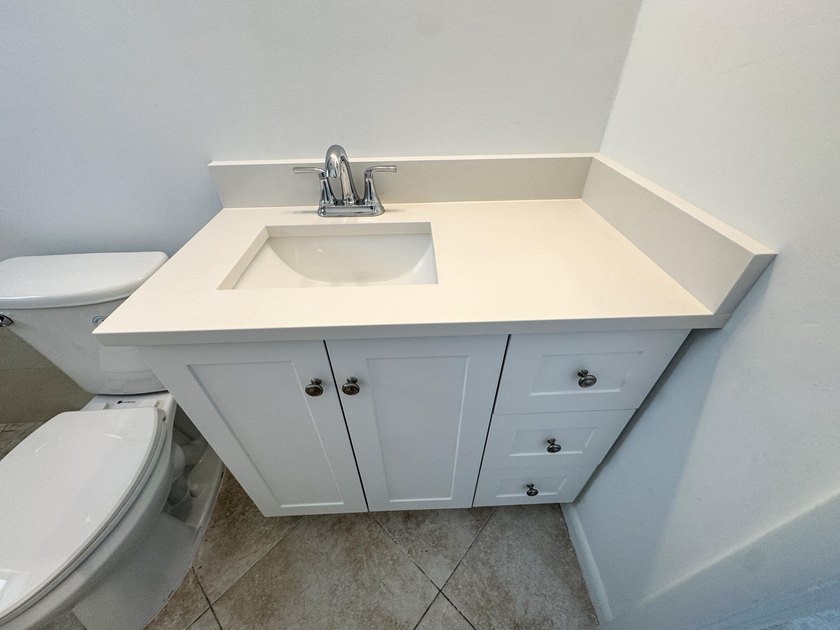 This home is priced at the I must it buy it deal. Welcome to 514 - photo 14