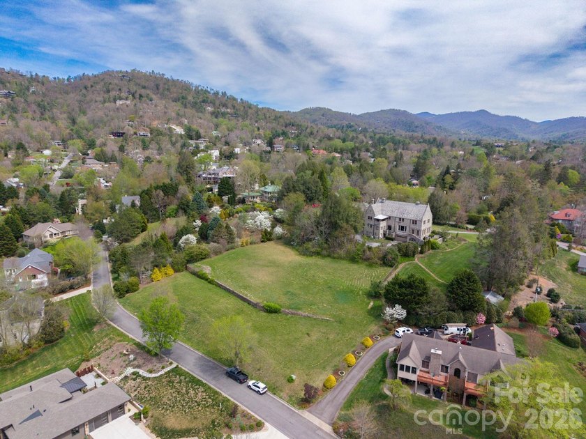Wonderful building opportunity in a prime North Asheville - photo 15