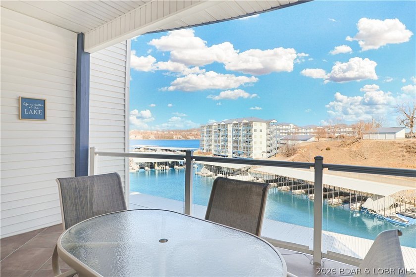 Gorgeous walk in level unit located at Lake of the Ozarks in the - photo 22