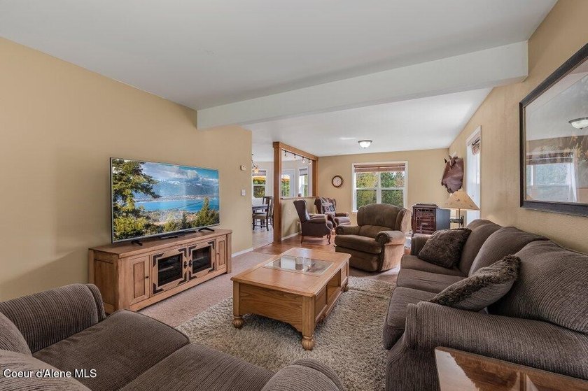 Welcome to your private North Idaho retreat--where space - photo 13