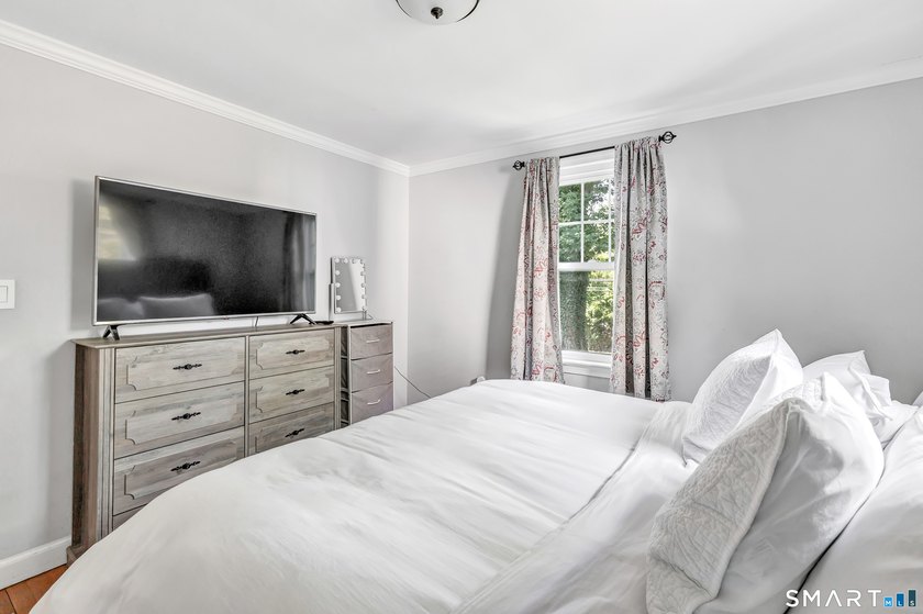 Welcome to this charming Cape in Fairfield's desirable - photo 15