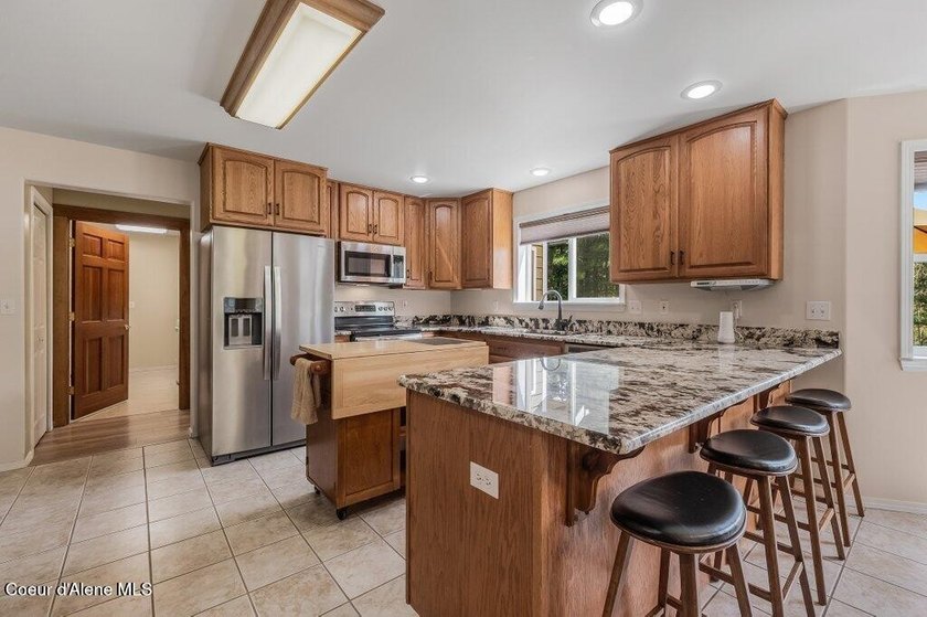 Welcome to your private North Idaho retreat--where space - photo 19