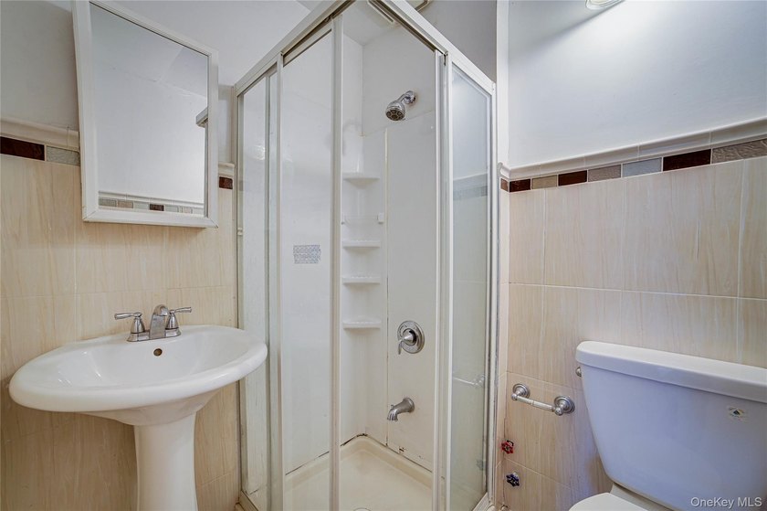 Great chance to own a semi-attached corner-lot duplex in the - photo 20