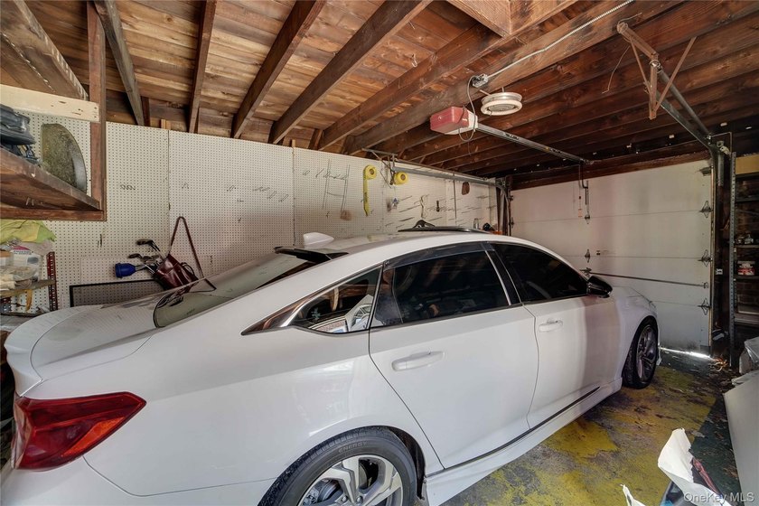 Great chance to own a semi-attached corner-lot duplex in the - photo 32