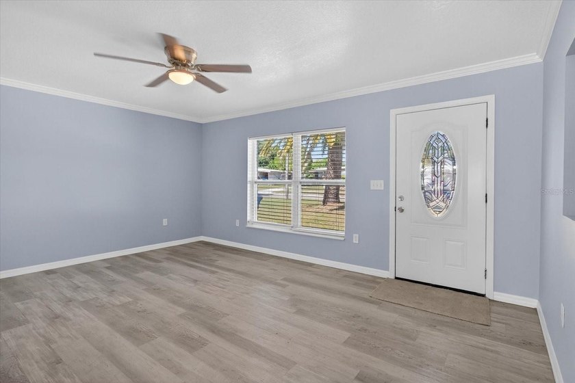 This Beautiful 2 Bedroom 2 Bath Dual Primary has an amazing - photo 7