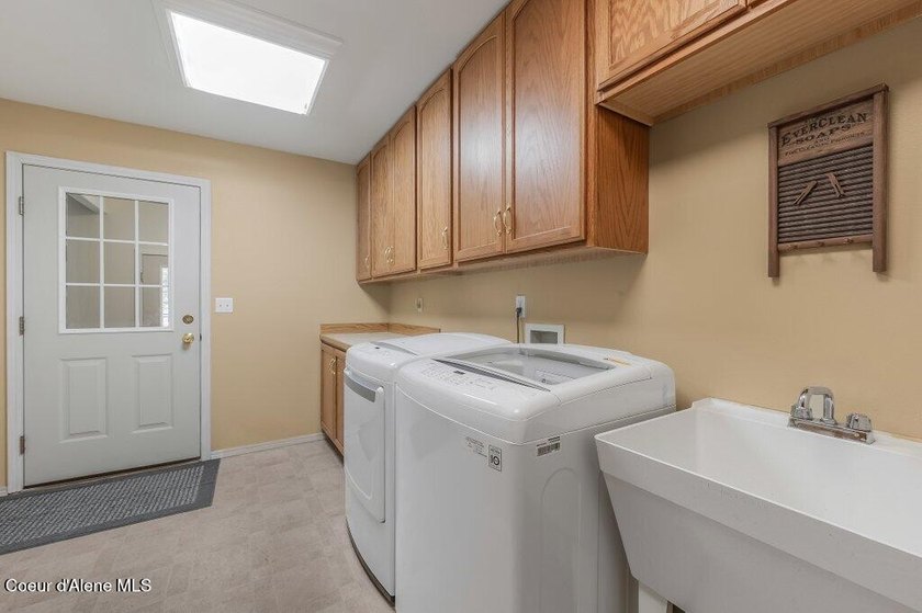 Welcome to your private North Idaho retreat--where space - photo 49