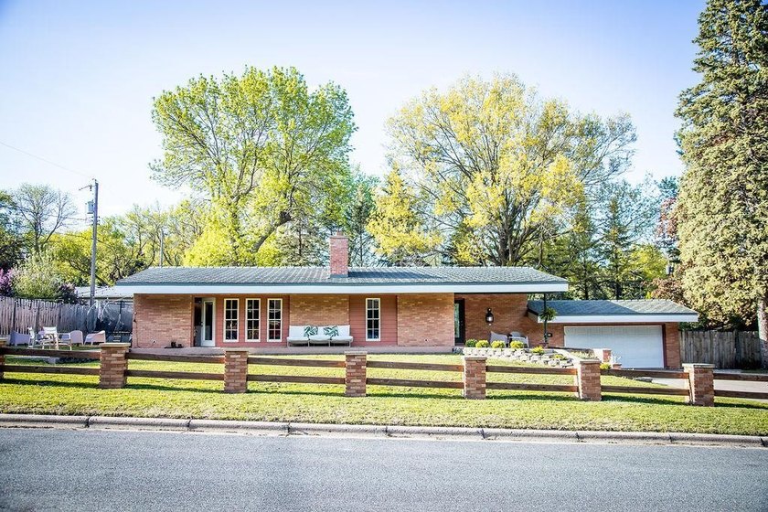 Sellers are relocating out of state, creating an exceptional - photo 3