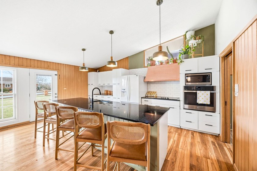 Sellers are relocating out of state, creating an exceptional - photo 8