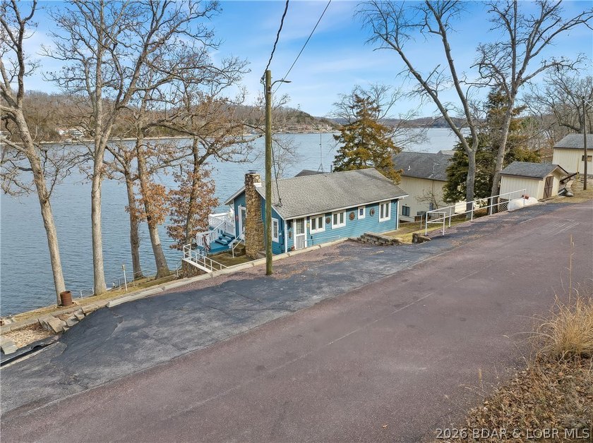 Welcome to your perfect Lake of the Ozarks retreat! This - photo 21