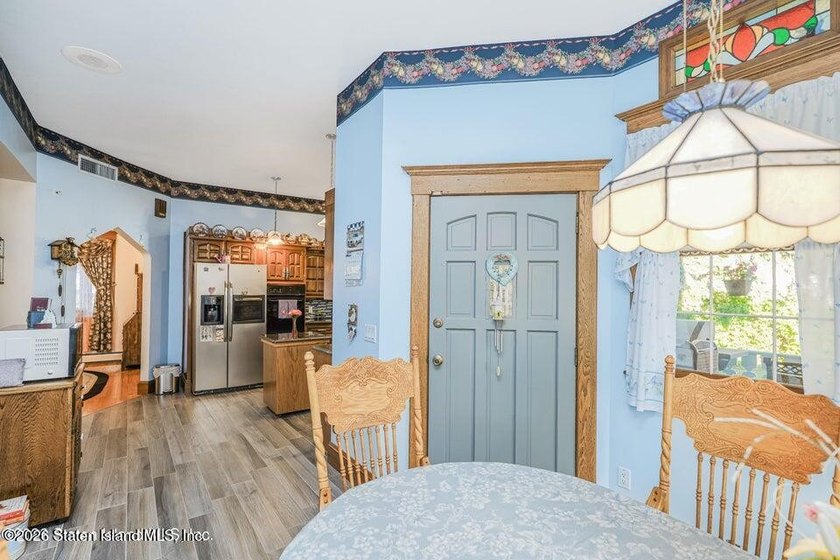24 Ross Lane - Eltingville, Staten Island Step back in time and - photo 35