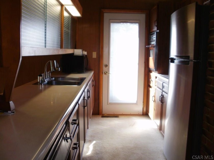 Truely one level living. 3 bedrooms, 2 full baths, one has - photo 9
