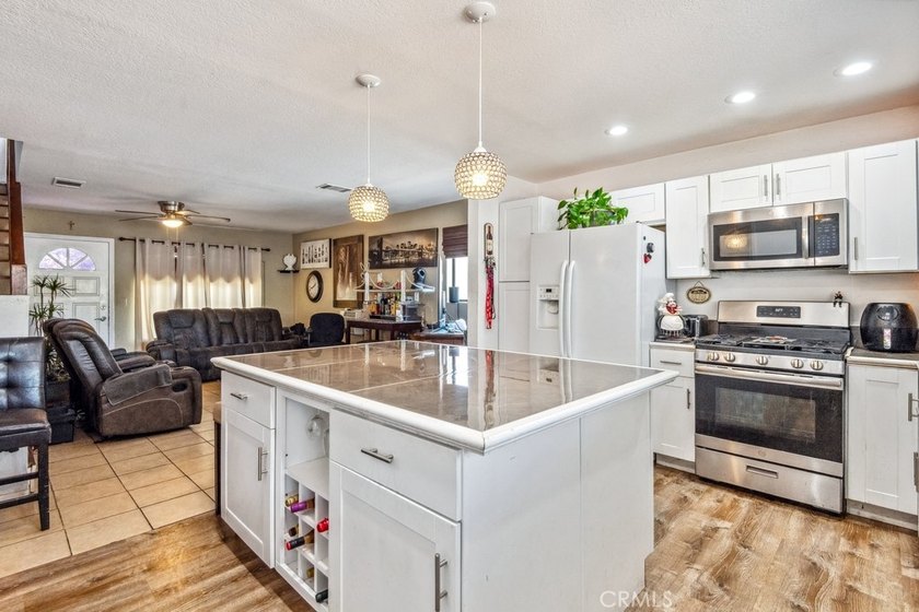 33206 Churchill - photo 3