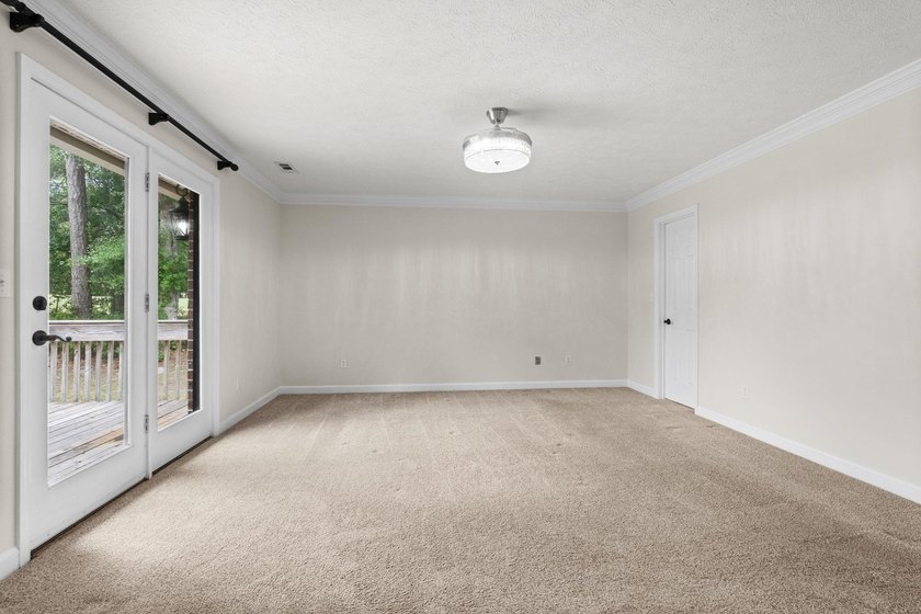 The best in one-level living starts here. Panoramic golf course - photo 20