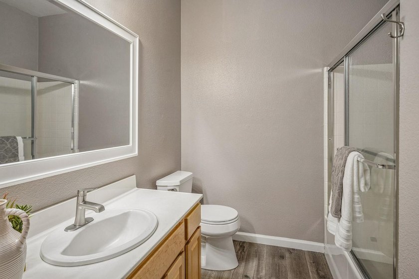 Well maintained home in the coveted Basking Ridge Community! - photo 11